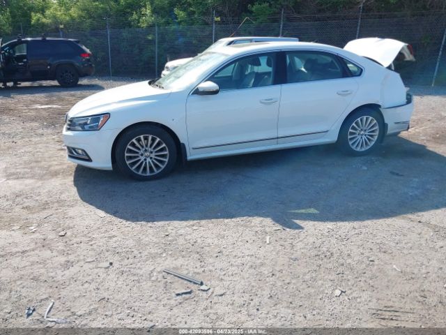 1VWBT7A32GC063821 Volkswagen Passat 1.8t Se