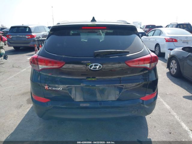 KM8J33A43JU689679 Hyundai TUCSON SEL
