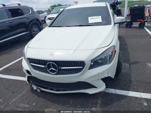 2016 Mercedes-benz Cla 250 მანქანა იყიდება აუქციონზე, vin: WDDSJ4EB8GN349563, აუქციონის ნომერი: 42093612