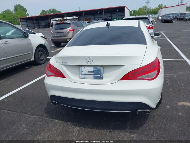 2016 Mercedes-benz Cla 250 მანქანა იყიდება აუქციონზე, vin: WDDSJ4EB8GN349563, აუქციონის ნომერი: 42093612