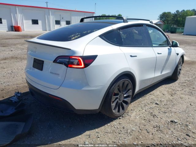 2023 TESLA MODEL Y 7SAYGDEF2PF858782 Photo 3