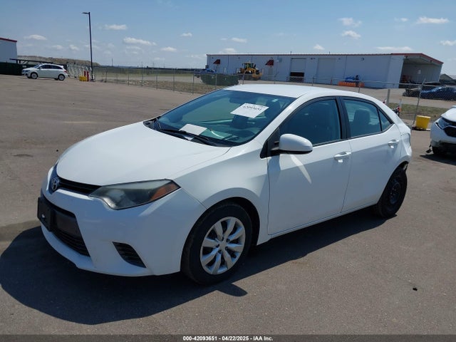2T1BURHE8GC485702 Toyota COROLLA LE