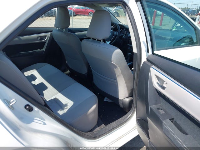 2T1BURHE8GC485702 Toyota COROLLA LE