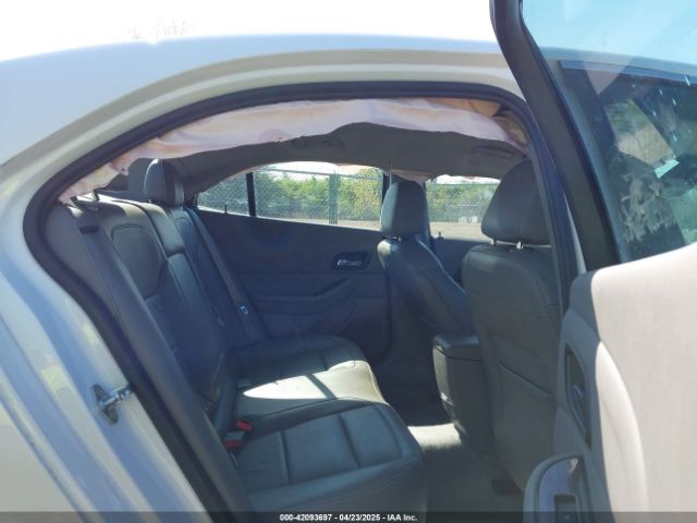 1G11D5SL9FF103431 Chevrolet MALIBU 2LT