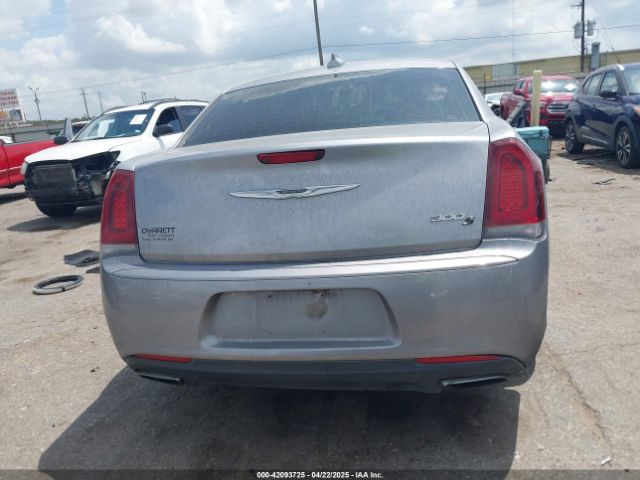 2C3CCABG3FH908732 Chrysler 300 300s