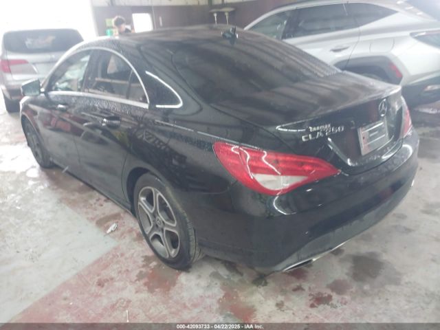 2018 MERCEDES-BENZ CLA 250 WDDSJ4EB5JN665171 Photo 2