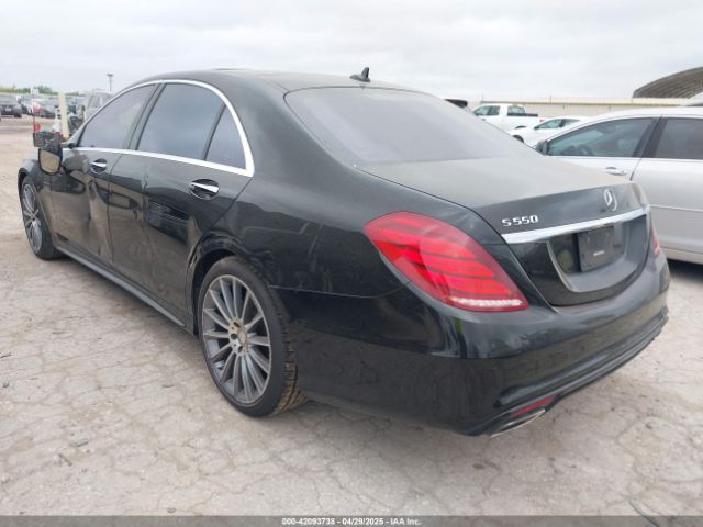 2015 MERCEDES-BENZ S 550 WDDUG8CB9FA180564 Photo 2