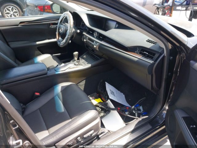58ABK1GG6JU108763 Lexus ES 350