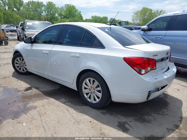 1G1PA5SH5E7218650 Chevrolet Cruze Ls Auto