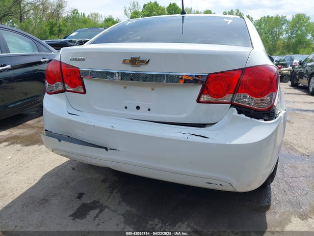 1G1PA5SH5E7218650 Chevrolet Cruze Ls Auto