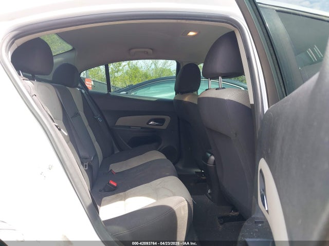 1G1PA5SH5E7218650 Chevrolet Cruze Ls Auto