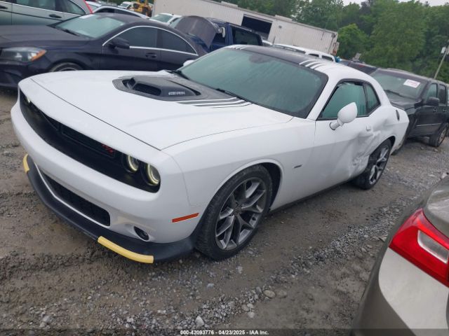 2019 DODGE CHALLENGER 2C3CDZBT4KH604103 Photo 1