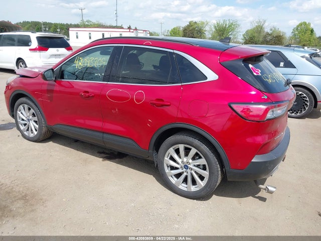 1FMCU9DZ9MUA15184 Ford Escape Titanium Hybrid