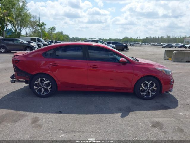 3KPF24AD9KE014180 KIA Forte Lxs
