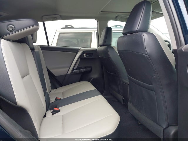 Toyota Rav4 Platinum 2017 2T3YFREV7HW345673 Image 8