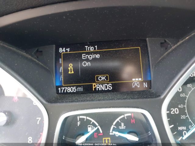 1FMCU0GD4HUE44010 Ford ESCAPE SE