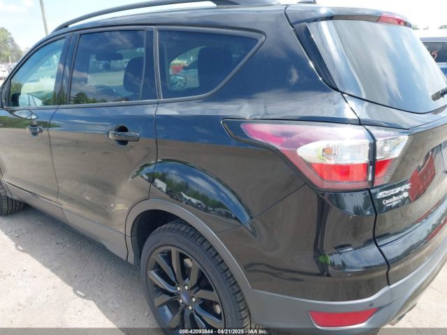 1FMCU0GD4HUE44010 Ford ESCAPE SE