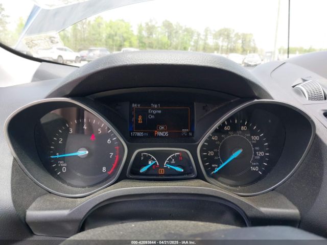 1FMCU0GD4HUE44010 Ford ESCAPE SE