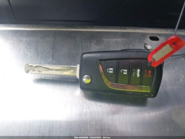 4T1C11AK8PU132325 Toyota CAMRY LE