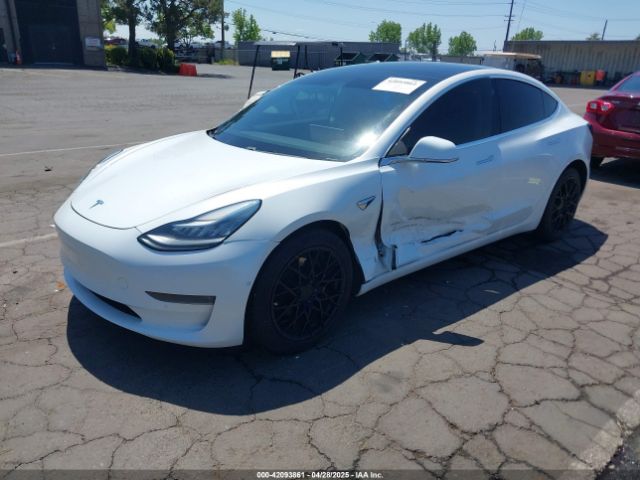 2019 TESLA MODEL 3 5YJ3E1EB0KF433398 Photo 1