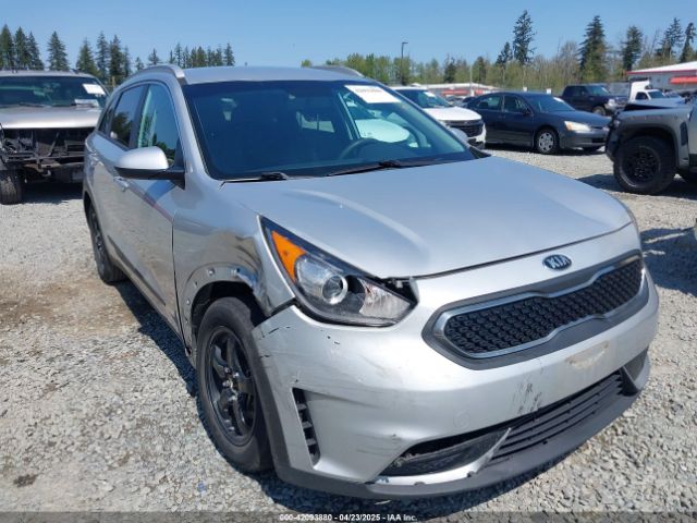 KNDCB3LC8H5059732 KIA NIRO LX