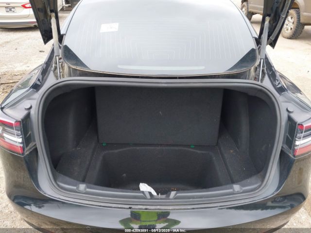 5YJ3E1EB3JF186733 Tesla Model 3 Long Range/performance
