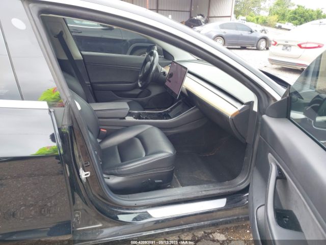 5YJ3E1EB3JF186733 Tesla Model 3 Long Range/performance