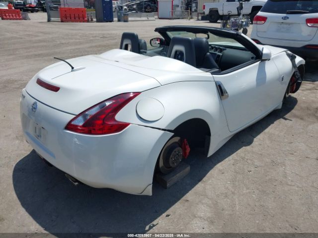 2018 NISSAN 370Z JN1AZ4FH7JM520112 Photo 3