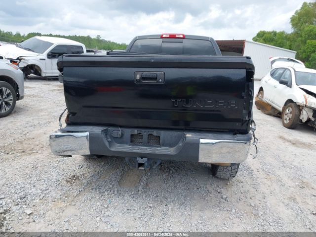 5TFRM5F10EX068872 Toyota Tundra Sr5 4.6l V8