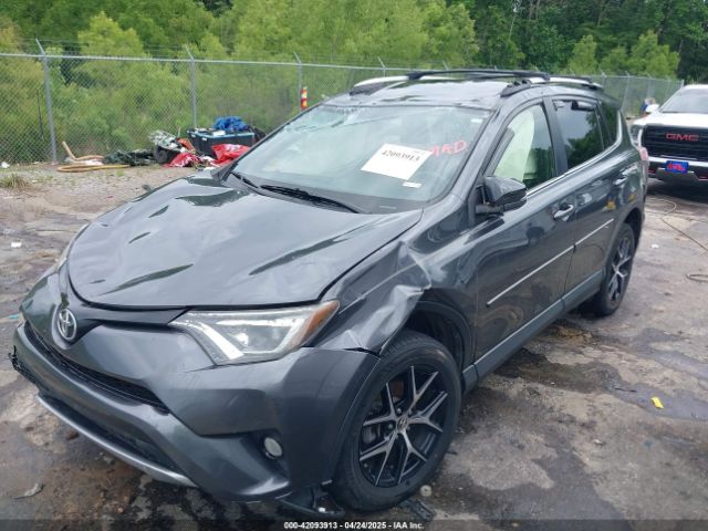 JTMNFREV5GD081318 Toyota RAV4 SE