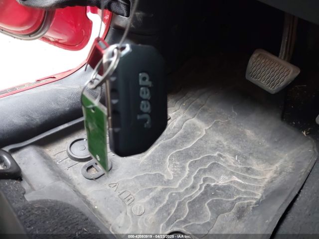 2018 JEEP WRANGLER UNLIMITED 1C4HJXFG3JW273266 Photo 10