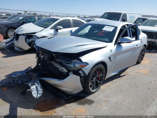 2018 ALFA ROMEO GIULIA ZARFAEAV5J7576843 Photo 1