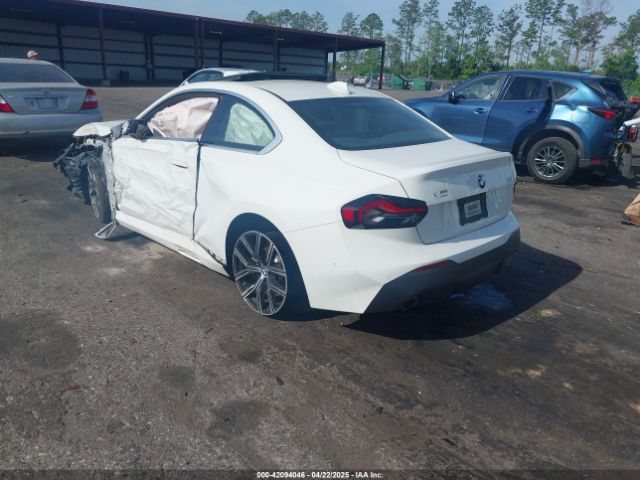 2022 BMW 230 3MW23CM0XN8C48827 Photo 2