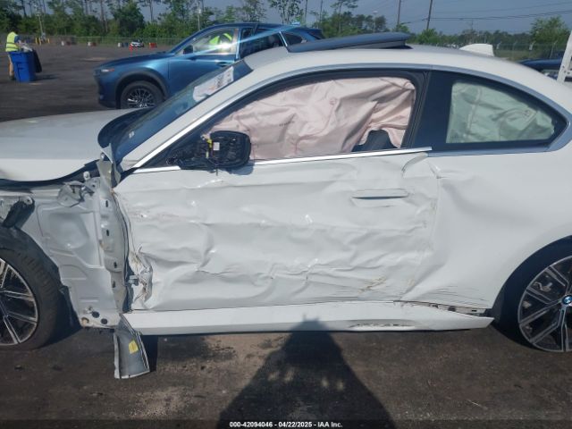 2022 BMW 230 3MW23CM0XN8C48827 Photo 5