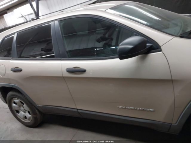 1C4PJMAB6EW253010 Jeep Cherokee Sport