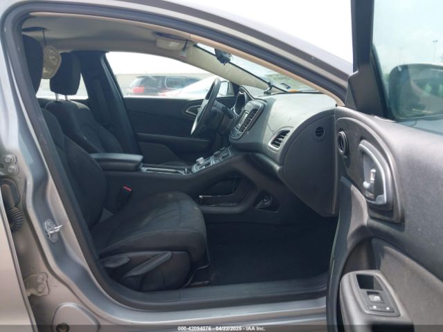 1C3CCCAB9GN107149 Chrysler 200 Limited