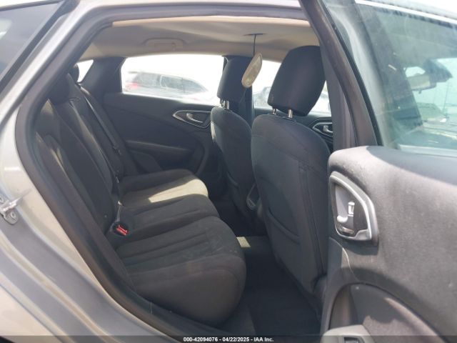 1C3CCCAB9GN107149 Chrysler 200 Limited