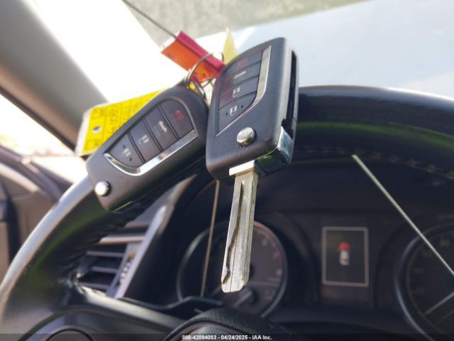 4T1G11AK7MU560819 Toyota CAMRY SE