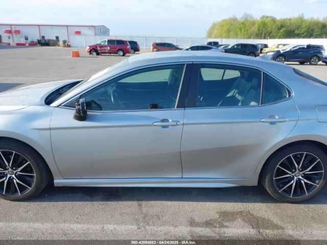 4T1G11AK7MU560819 Toyota CAMRY SE