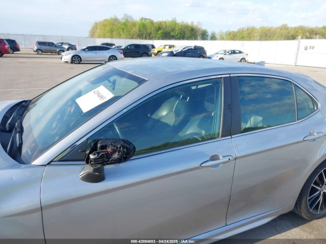 4T1G11AK7MU560819 Toyota CAMRY SE