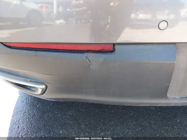 3LN6L2LU8ER822396 Lincoln MKZ HYBRID