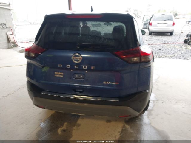 5N1AT3BB9MC828916 Nissan Rogue Sv Intelligent Awd