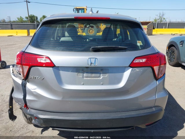 3CZRU5H38HG706125 Honda HR-V LX