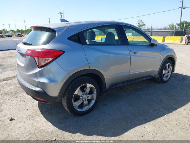 3CZRU5H38HG706125 Honda HR-V LX