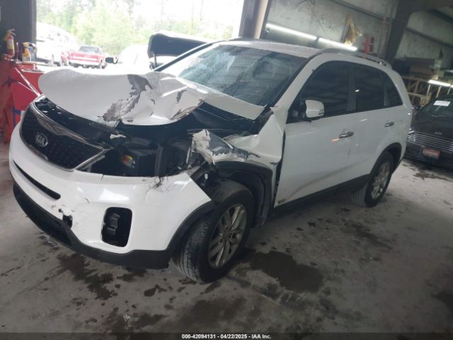 5XYKTCA65FG585570 KIA SORENTO LX