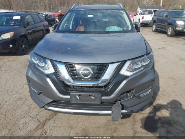 JN8AT2MV9HW019771 Nissan Rogue Sl