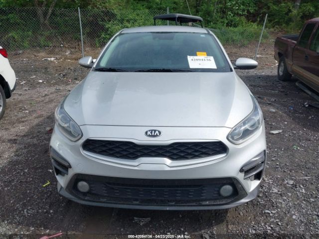 3KPF24AD1ME290811 KIA Forte Lxs