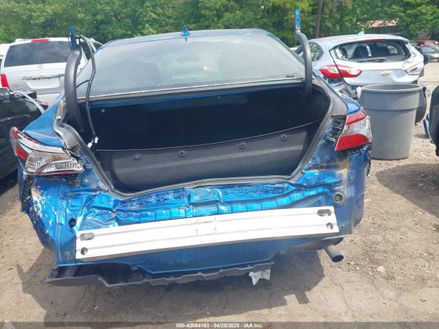 4T1B11HK2KU238232 Toyota CAMRY LE