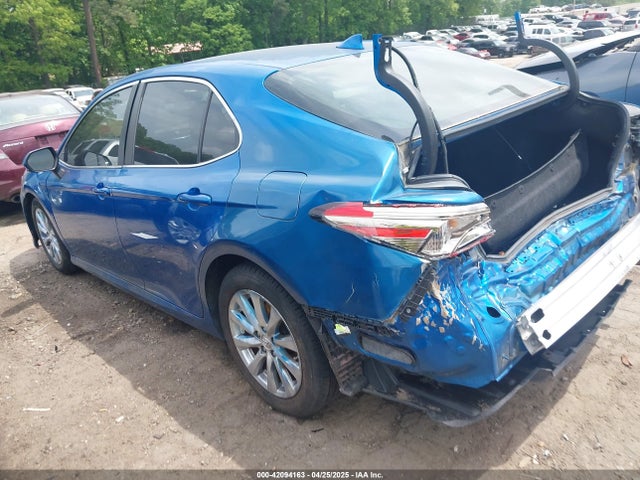 4T1B11HK2KU238232 Toyota CAMRY LE