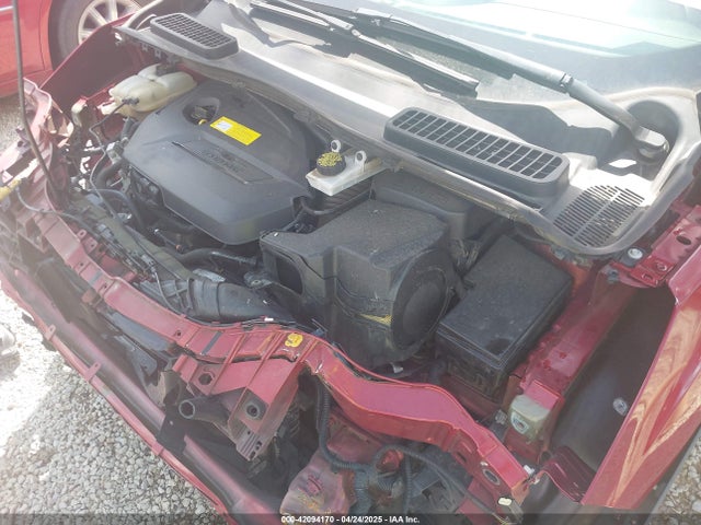 1FMCU0GXXGUB13165 Ford ESCAPE SE
